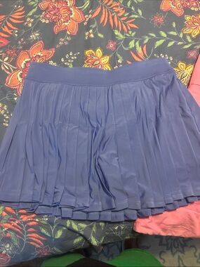 Vineyard Vines Blue Pleated Performance Skort